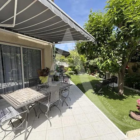 Maison 6 Personnes, Salon Climatise, Wifi Et Stationnement 别墅 *